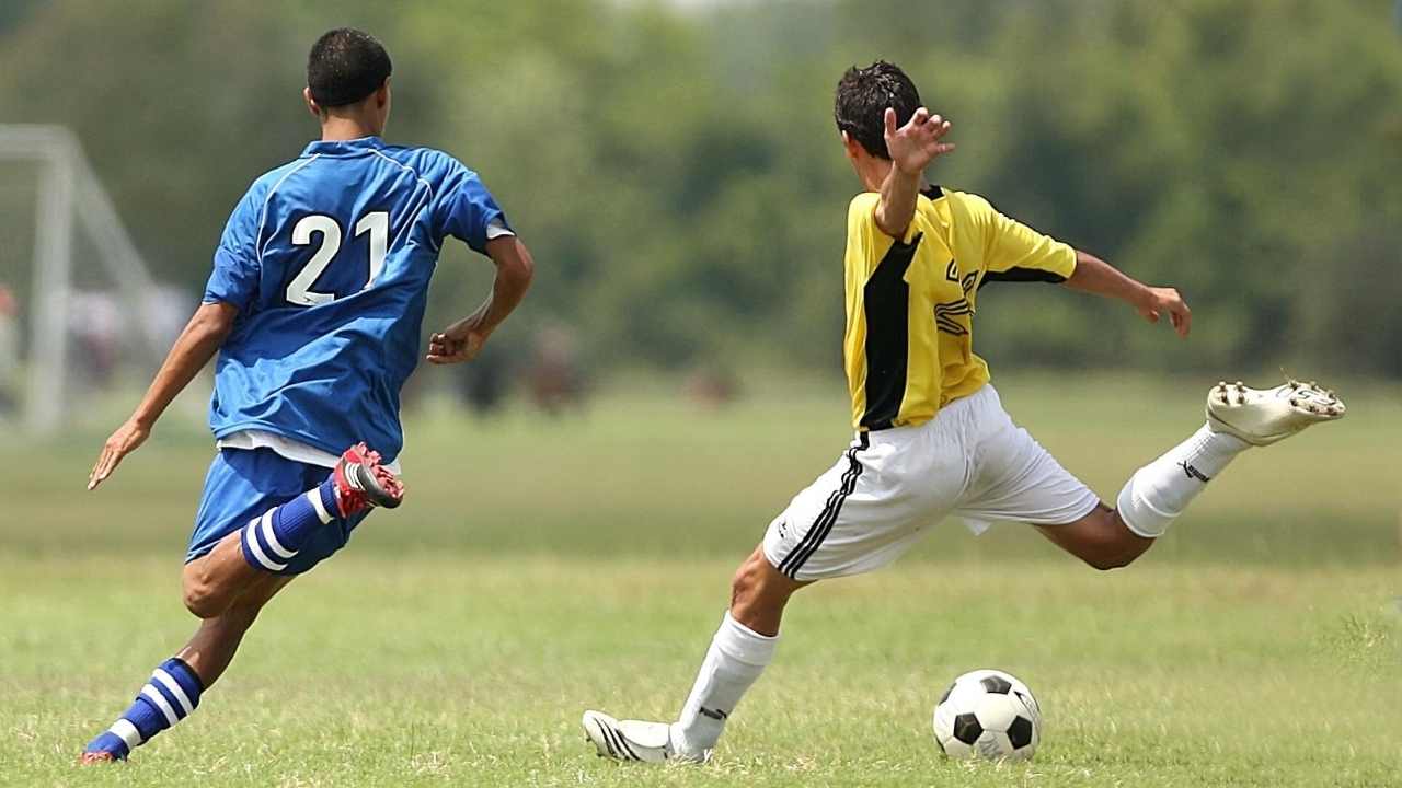 How to play soccer faster
