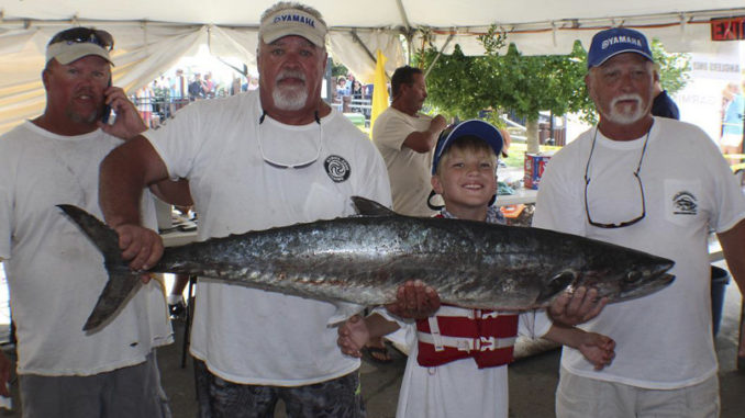 Offshore vs. inshore fishing boats
