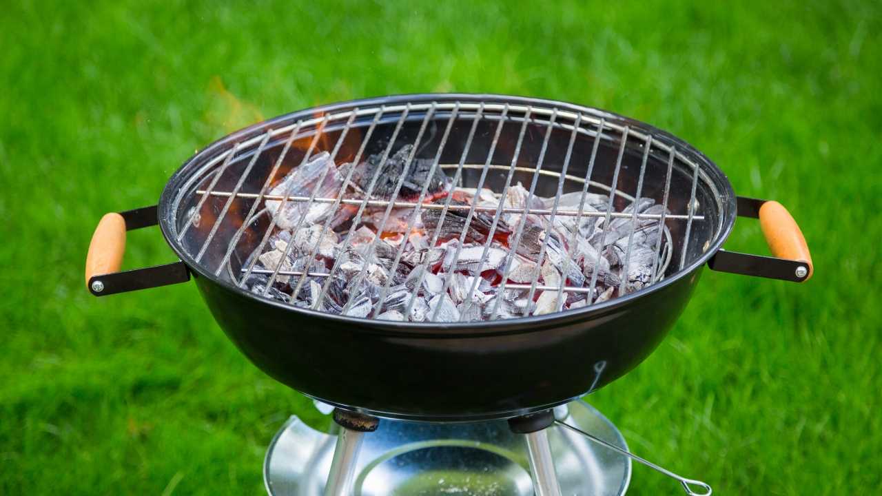 Can a Weber Grill Be Used in Rain?
