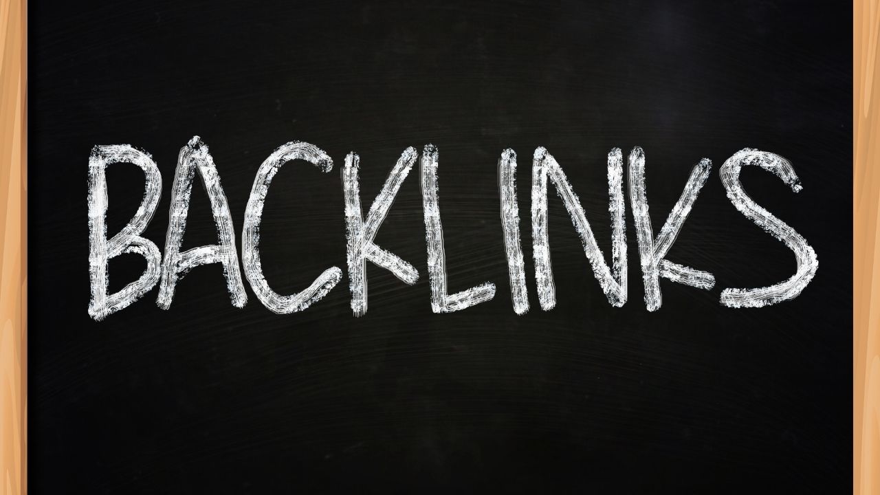 How to get more visitors to your website using backlinking services
