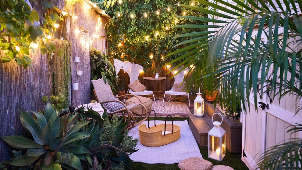 Decorate your Backyard with Decorative Items
