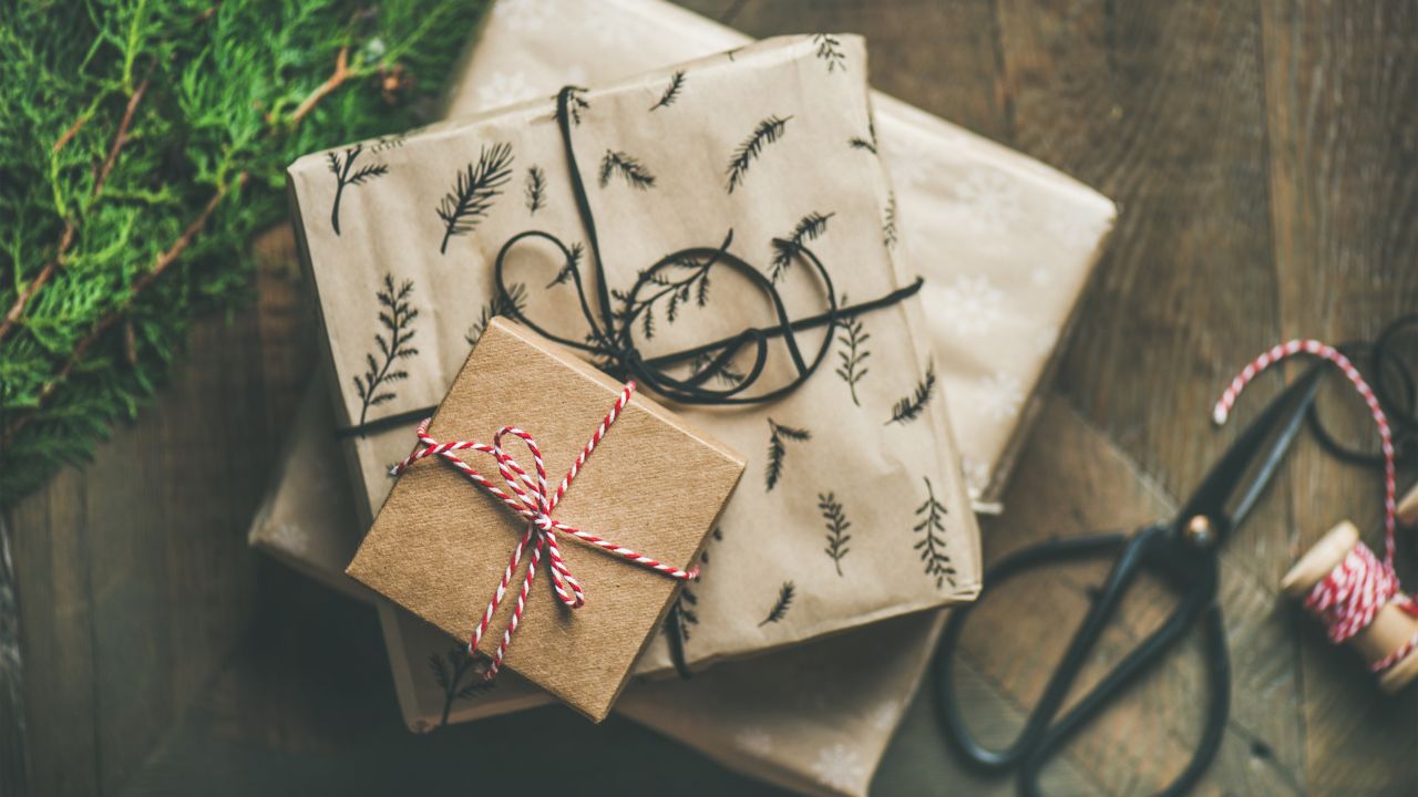The Best Gifts to Give Readers
