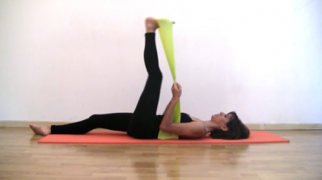 Here are the Top Thigh Exercises for Toning and Define your Thighs
