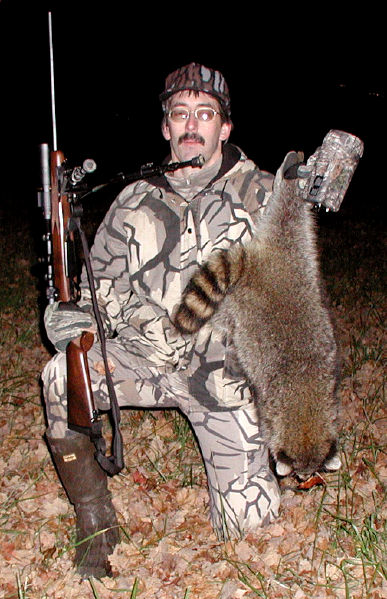 raccoon hunt