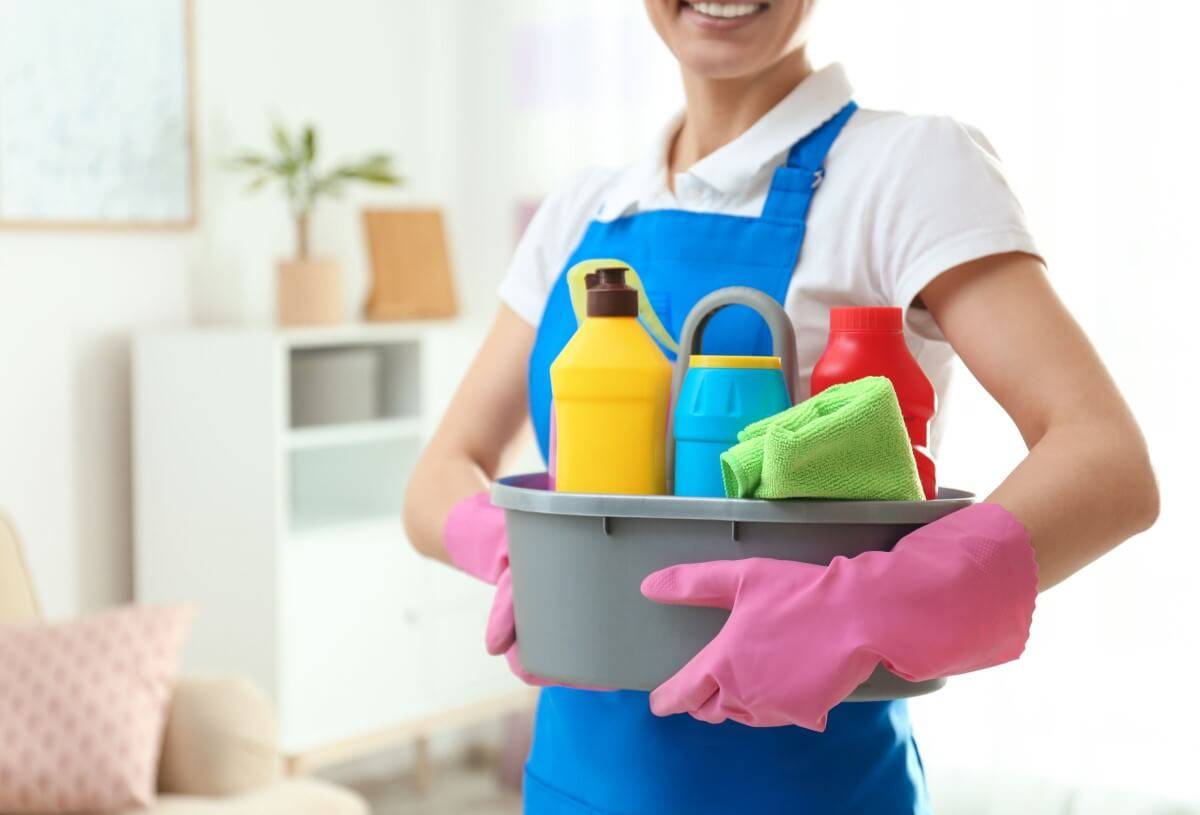 Cleaning Hacks to Reduce Time and Save Money
