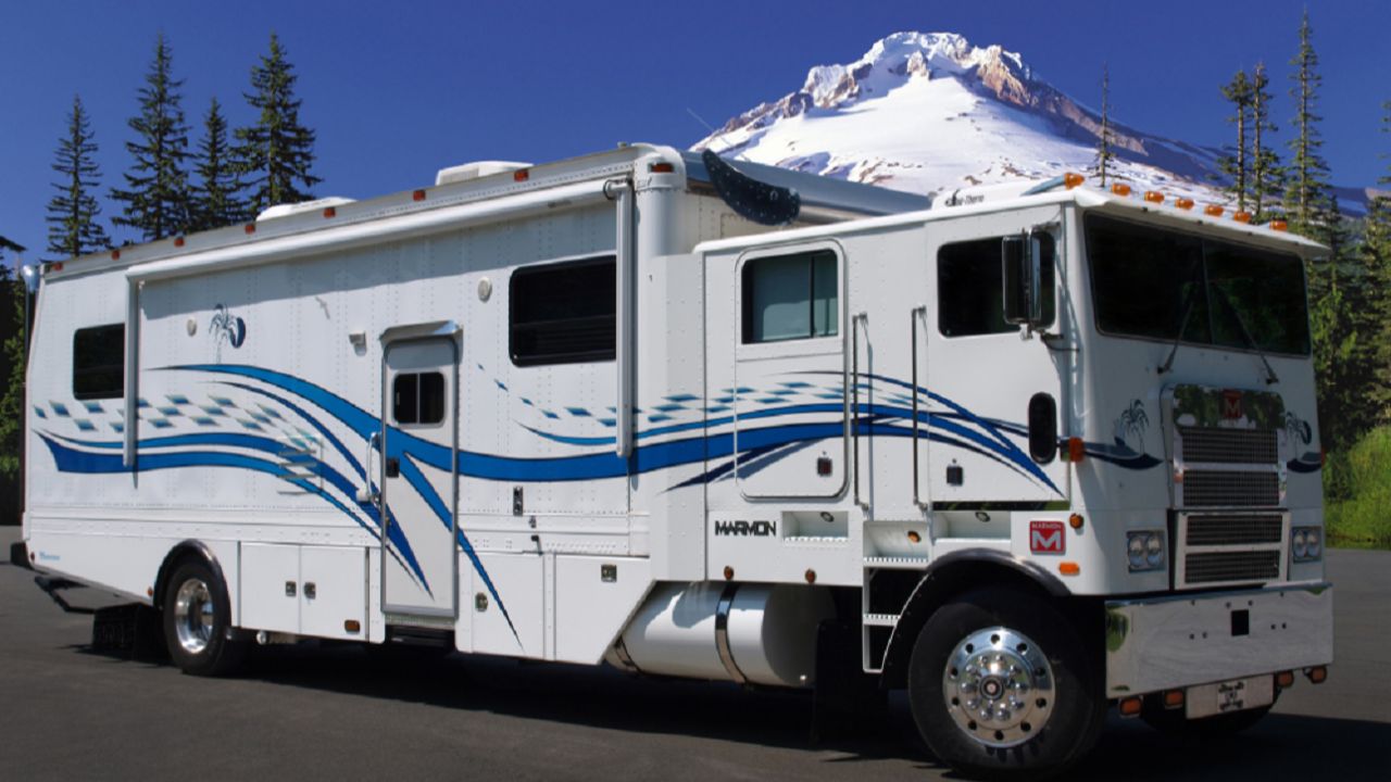 12 Crucial RV Travel Tips: Understanding Cultural Sensitivity and Etiquette