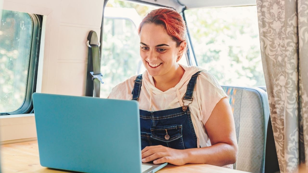 top digital nomad jobs
