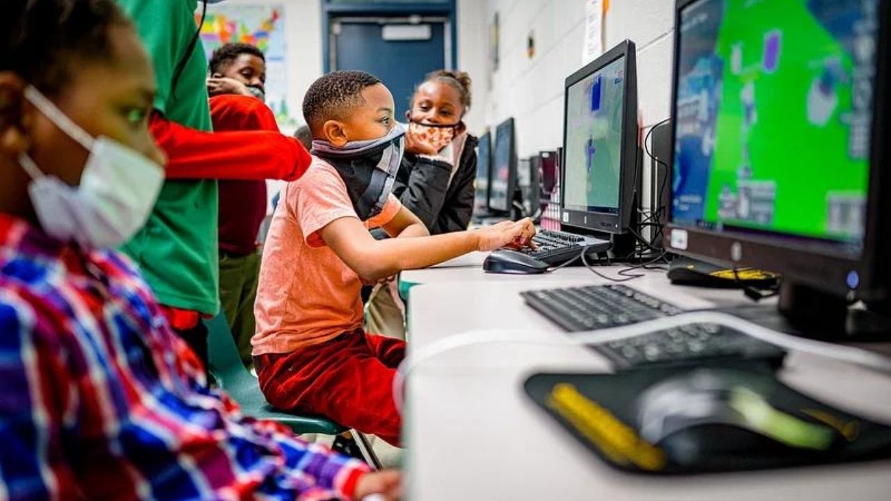 Fast-Paced Learning: Coding Bootcamp For Kids