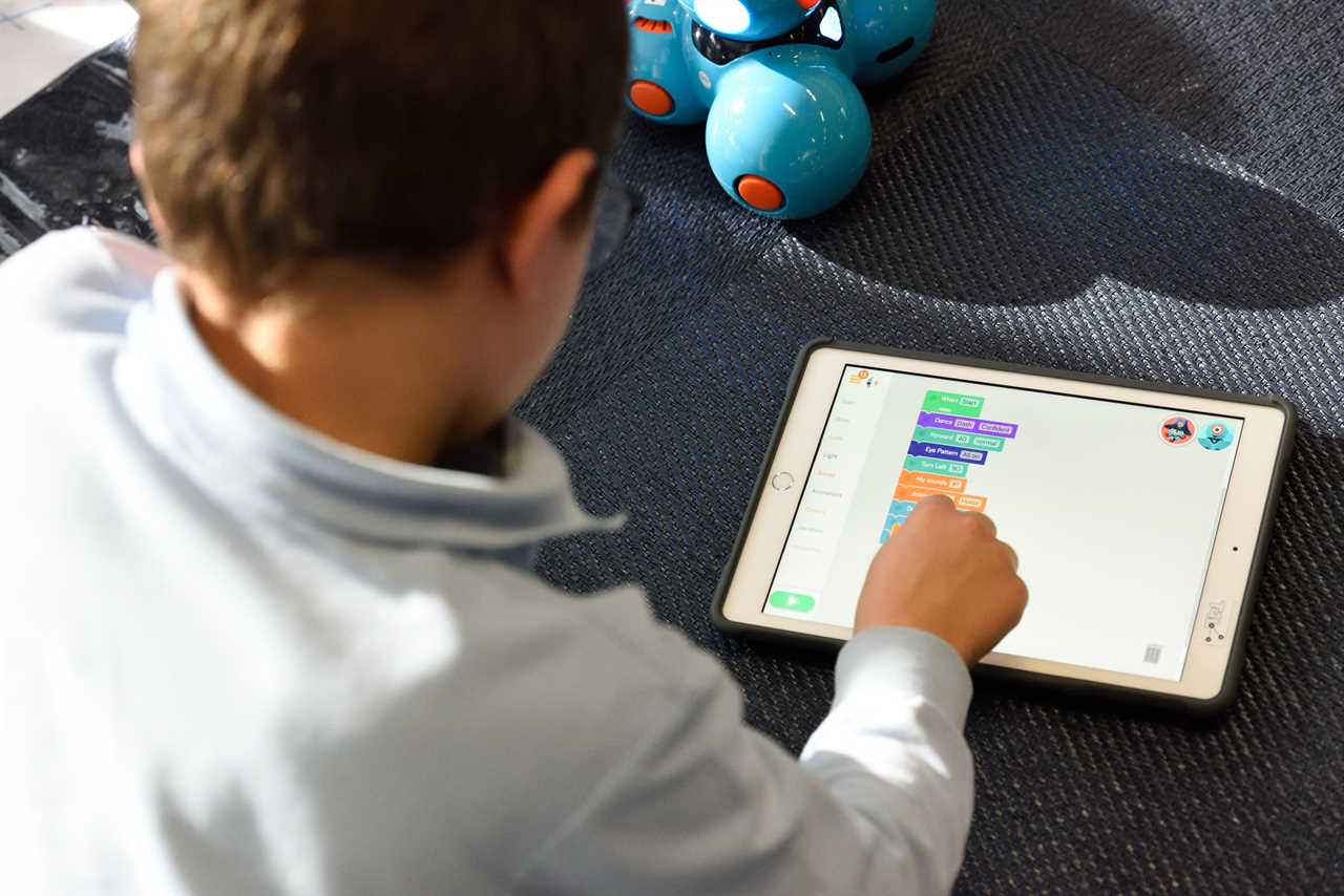 Fidget Toys: Sensory Tools for Stress Relief and Sensory Appeal