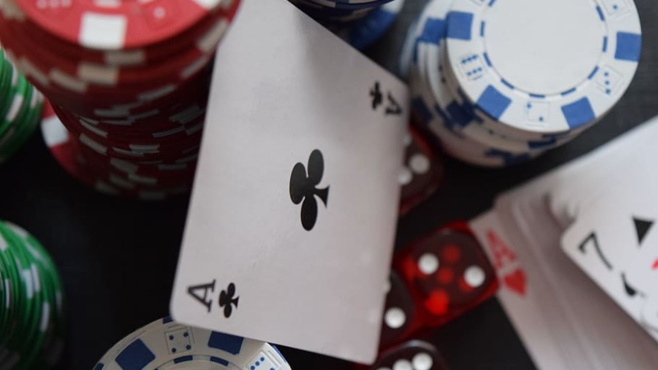 Mastering The Art Of Effective Bluffing Techniques