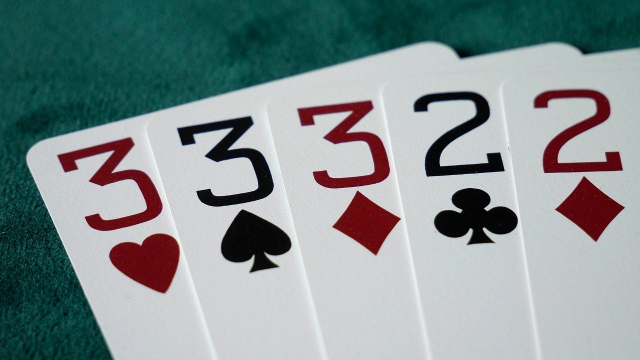 Mastering Poker Table Etiquette