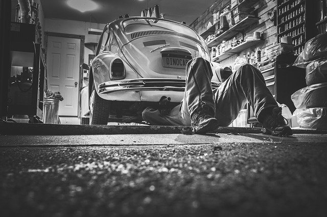 How Long Does It Take To Become A Car Mechanic?
