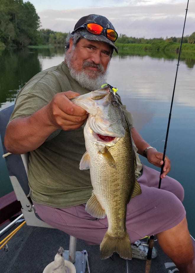 fishing kayak with pedals