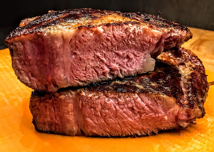 How to Grill a Well Done Steak
