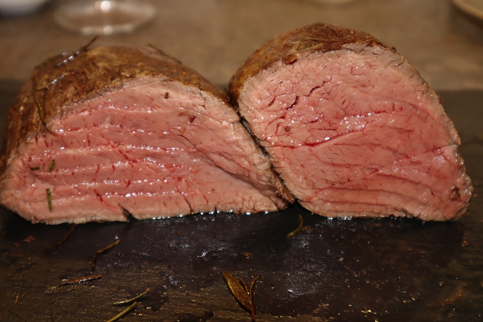 Best Way to Cook Sirloin Steak Indoors
