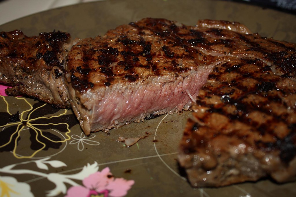 How to Grill a Delicious Steak
