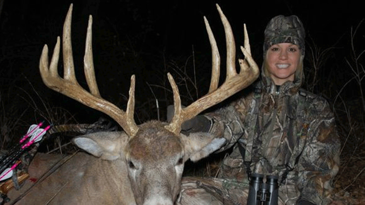 What time is it best to go into a deer stands in the evening?
