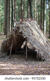 how to build a warm shelter in the woods