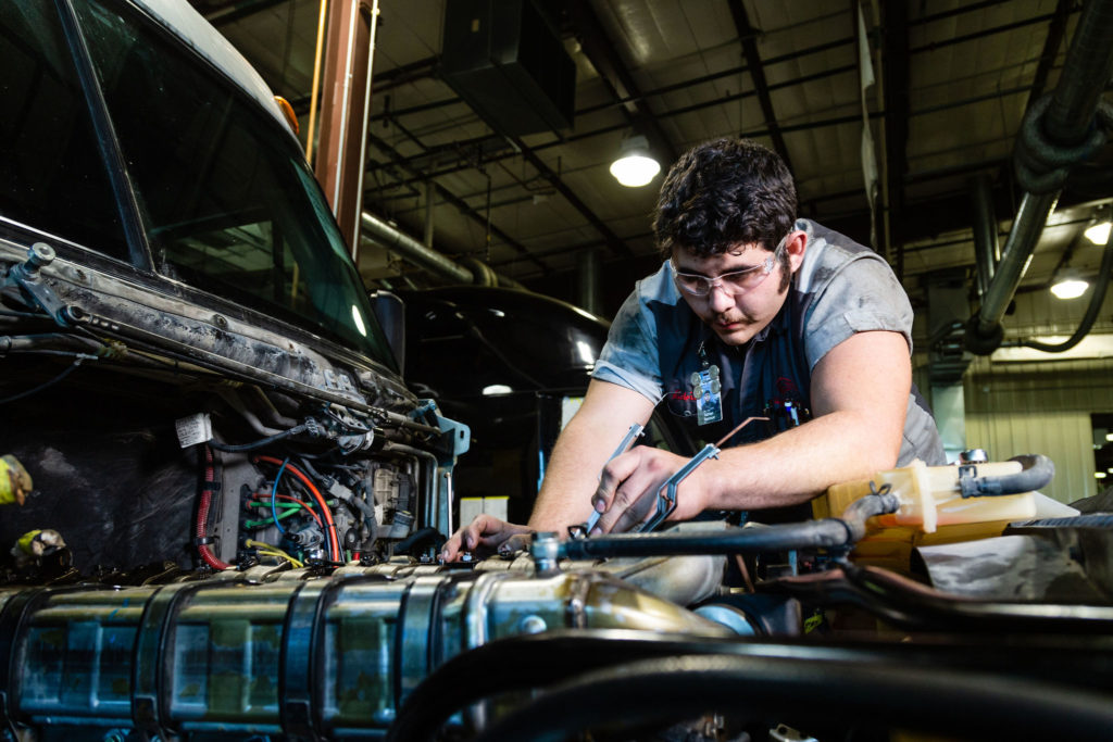 auto mechanic schools