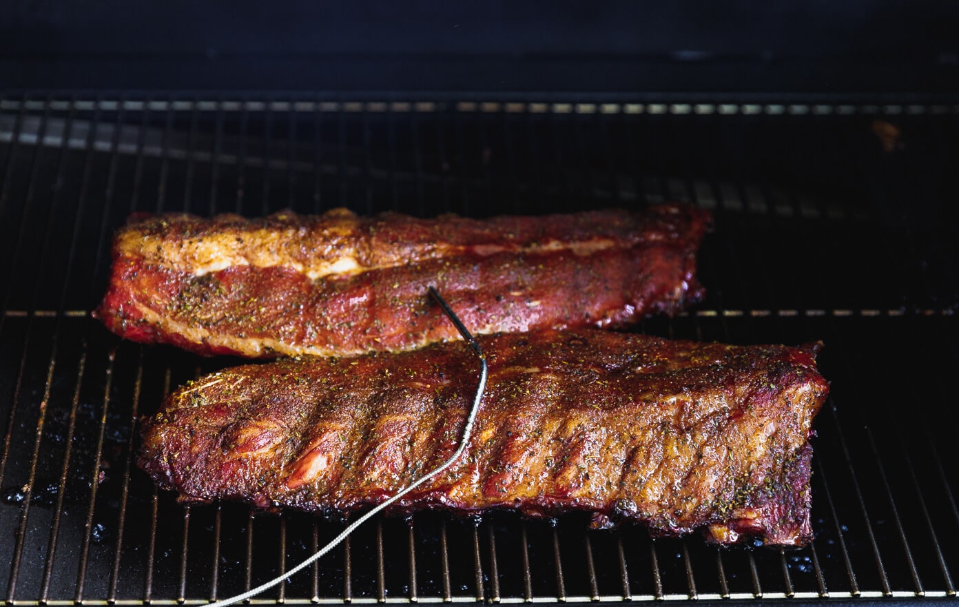 How to Smoke St Louis Ribs on a Vertical Smoker
